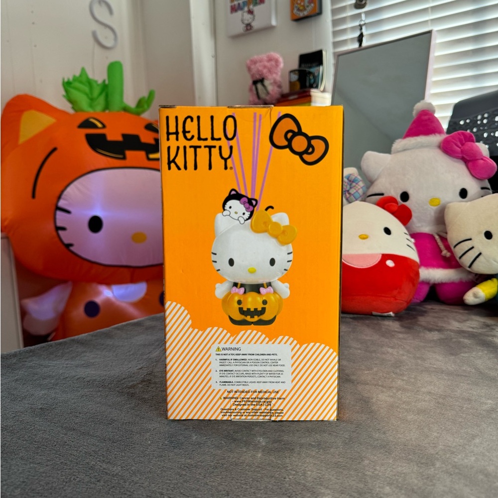 Hello Kitty Halloween Reed Diffuser - Picture 2 of 4